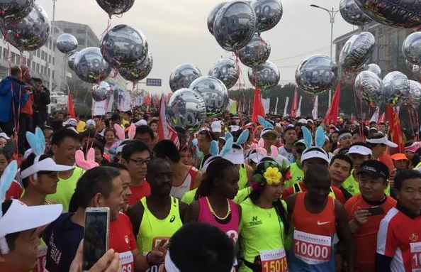 如何跑完一個(gè)馬拉松