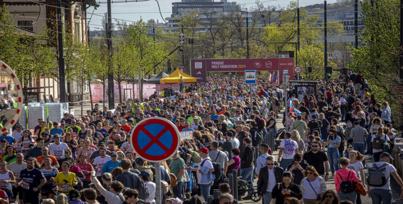 2025年布拉格半程馬拉松(賽事規(guī)程)(2) 2025年布拉格半程馬拉松(賽事規(guī)程)(2)